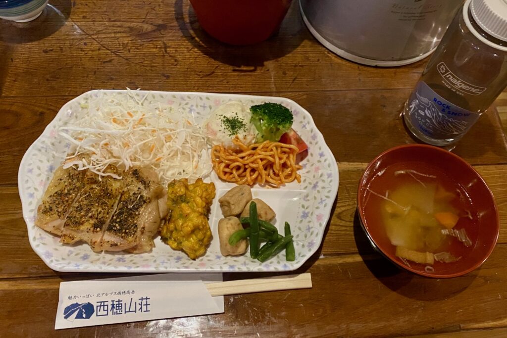 西穂山荘の夕食