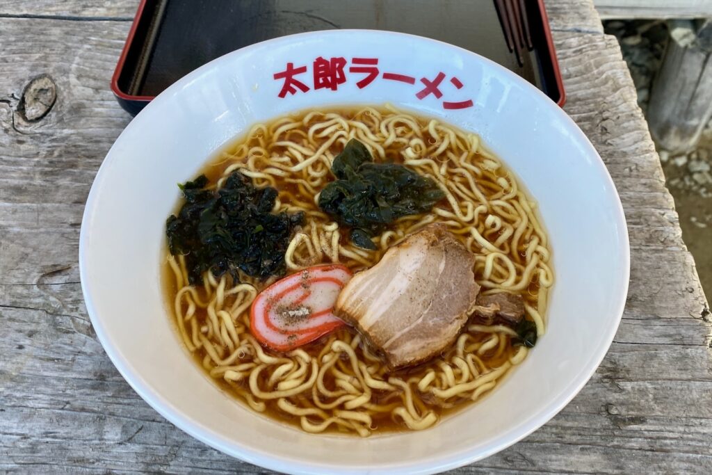 太郎平小屋の名物「太郎ラーメン」